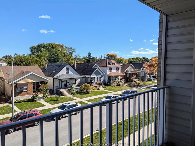 1323 Langlois Ave #302 — Photo 11