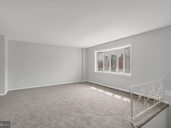 4th image of 3555 Chalfont Dr