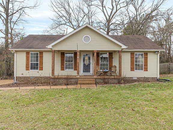 3rd image of 7202 Chester Rd