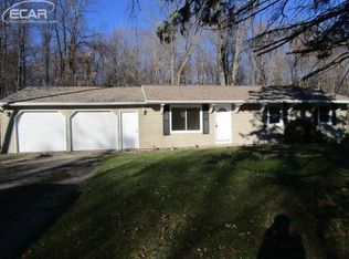 4652 Webberdale Dr, Holly, MI 48442