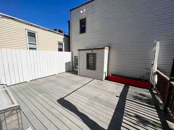 119 Brunswick Street image 1 of 8