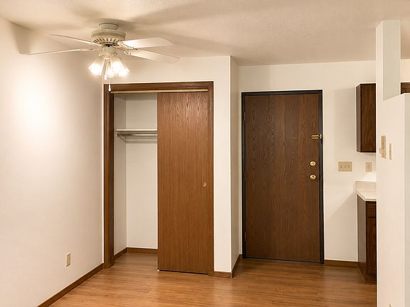 3rd image of 300 Liberty St #2