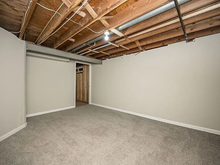 2568 Bonniebrook Dr — Photo 13