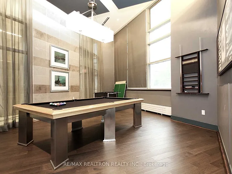 2181 Yonge St #2001 — Photo 24