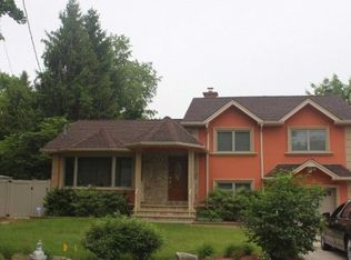 6 Sandow Ct, Fair Lawn, NJ 07410