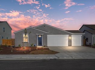 7920 Rio Verde Dr, Bakersfield, CA 93311