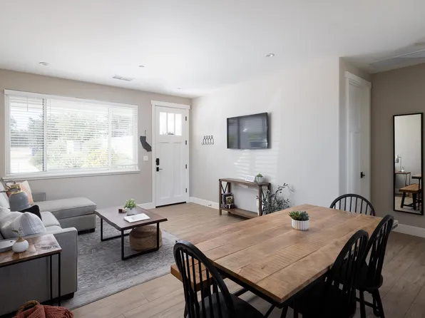 1281 Crest Dr, Encinitas, CA 92024