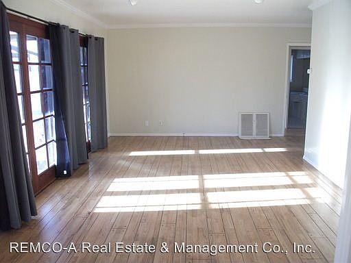 2nd image of 5141 Carfax Ave