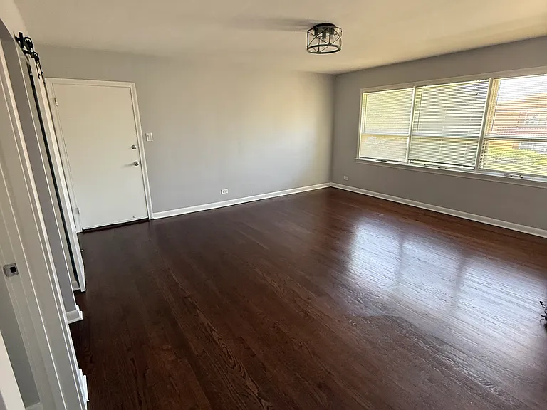 10351 Chaucer St #2S — Photo 3