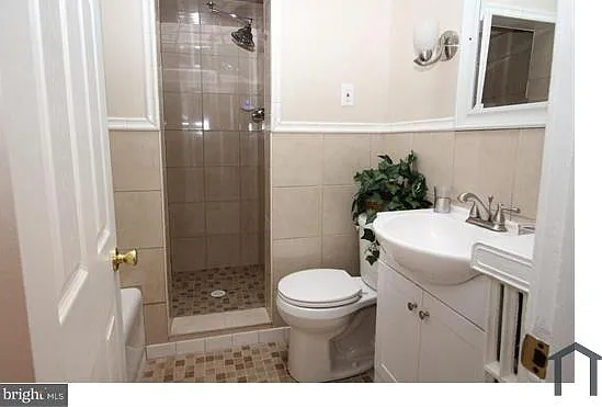 5220 Euclid St — Photo 18