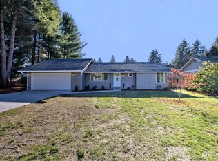 680 NE Conifer Dr, Bremerton, WA 98311