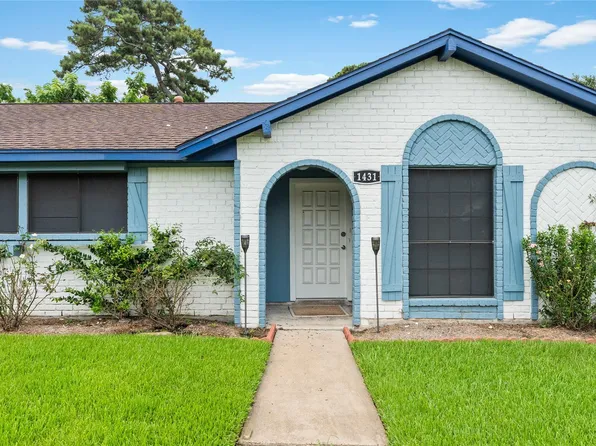 1431 Epsilon St, Pasadena, TX 77504
