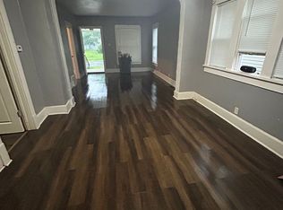 1127 E Fox St, South Bend, IN 46613
