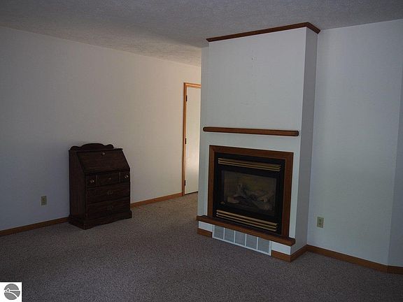 5th image of 6305 Sugar Maple Ln