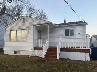 1657 Cass Ave, Bay City, MI 48708