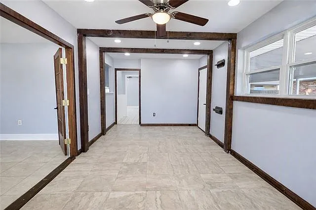 3 bed, 2.0 bath, 1845 sqft, $2,100 — Photo 3