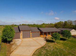 6828 Gotts Hydro Rd, Smiths Grove, KY 42171