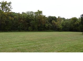 1594 Valley Dr, Robertsville, MO 63072