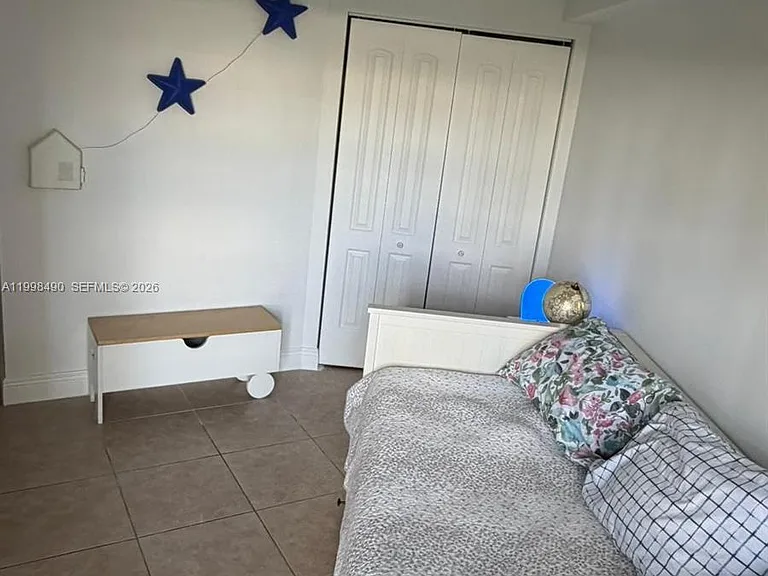 3600 Mystic Pointe Dr #910 — Photo 21