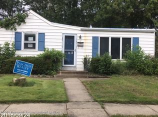 11 Bruce Ln, Ewing, NJ 08638