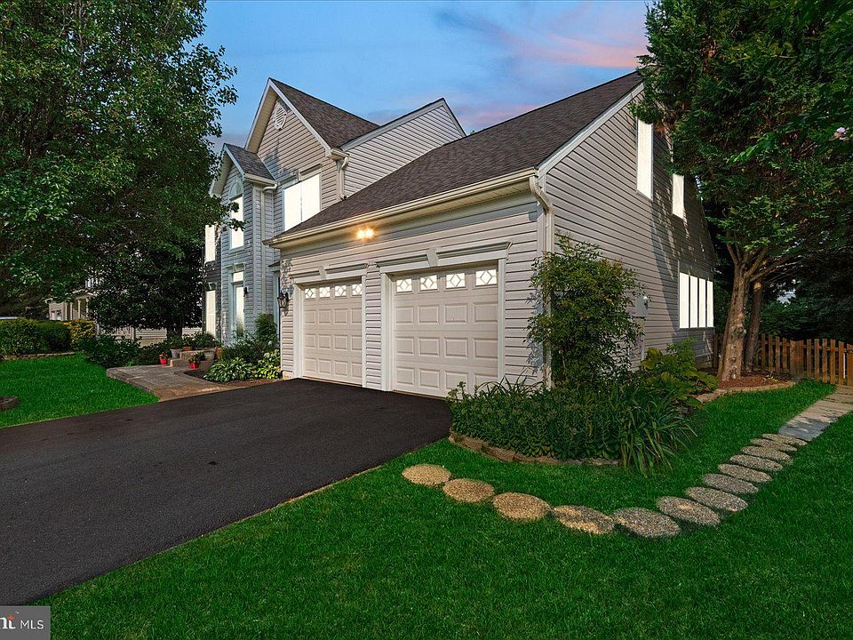1st image of 6228 Sweetbriar Dr