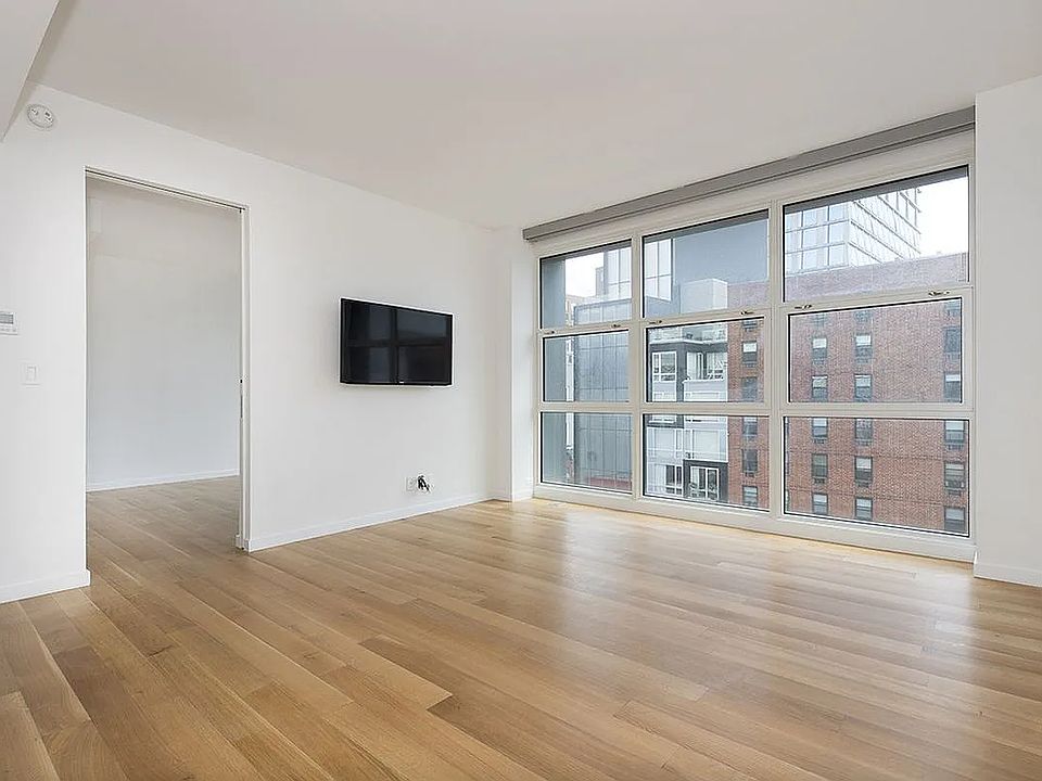 1st image of 250 Bowery APT 6A