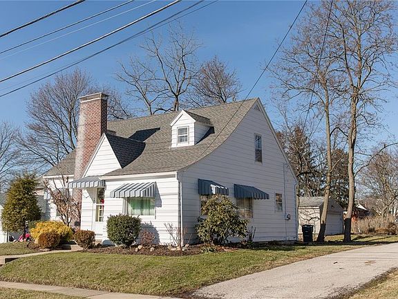 2nd image of 144 Boyer St