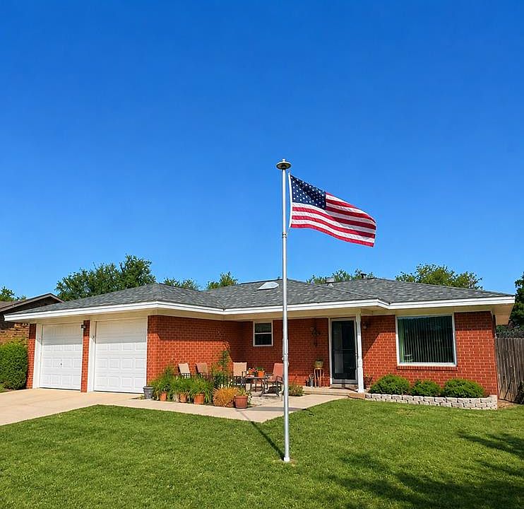 1st image of 2309 Roberts Dr