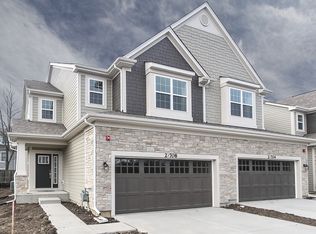 2S708 Crimson King Lane Gln, Glen Ellyn, IL 60137