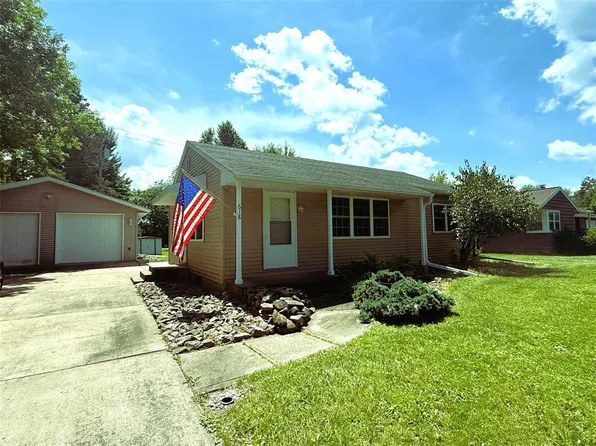 618 Park Avenue, Ladysmith, WI 54848