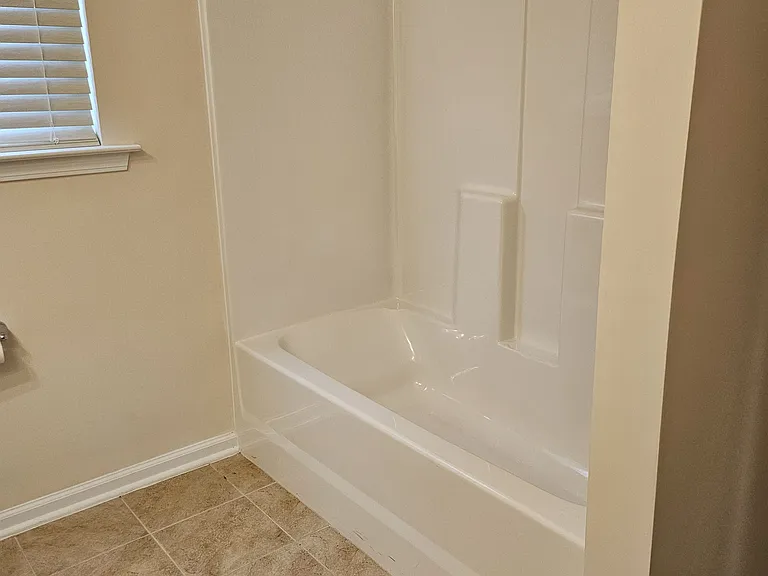 1140 Premier Key Dr — Photo 38
