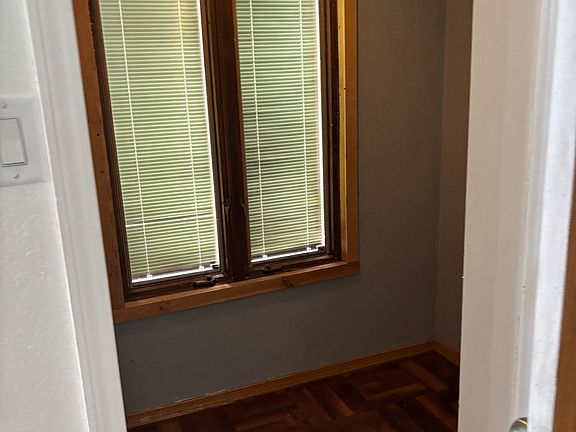 5th image of 2221 Sumac Ave