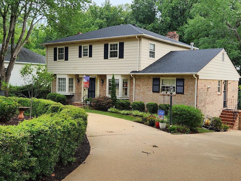 2nd image of 9320 Lakeland Dr