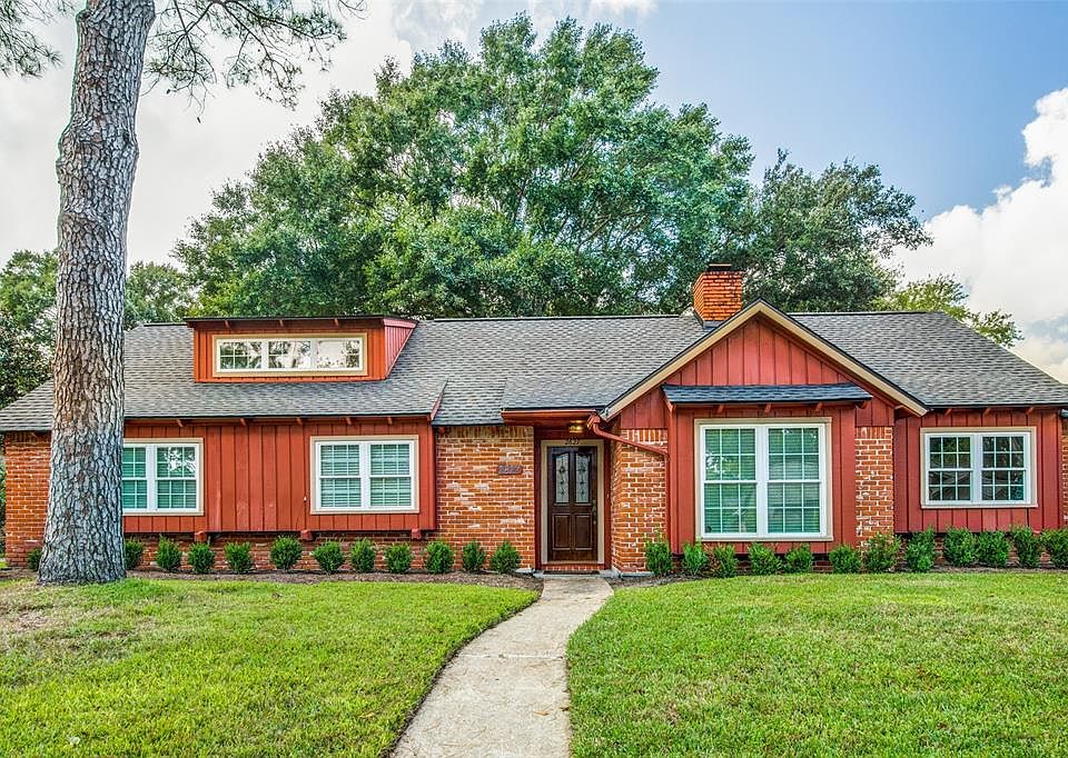 1st image of 2627 Moss Hill Dr
