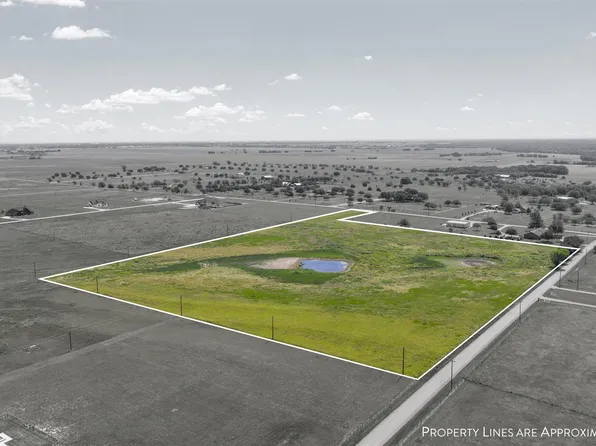 1370 Shiloh Church Rd, Crawford, TX 76638