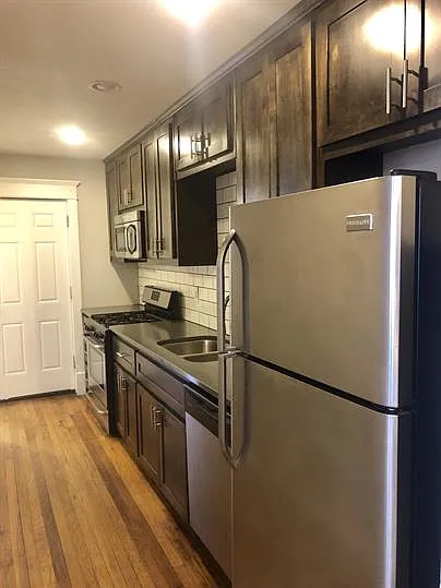 2803 Charlotte St #2S — Photo 2