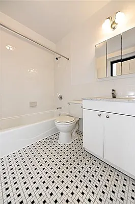 Rented by Buchbinder & Warren | media 9