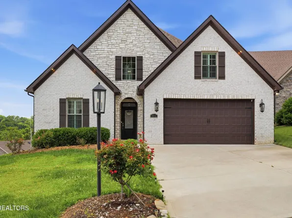 8413 Chipshot Ln, Knoxville, TN 37923