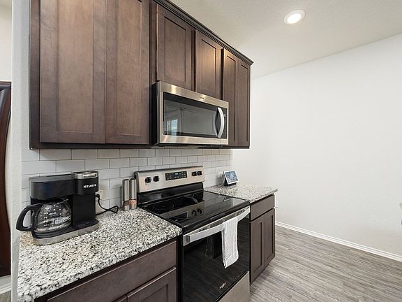 4th image of 3323 Rosita Way