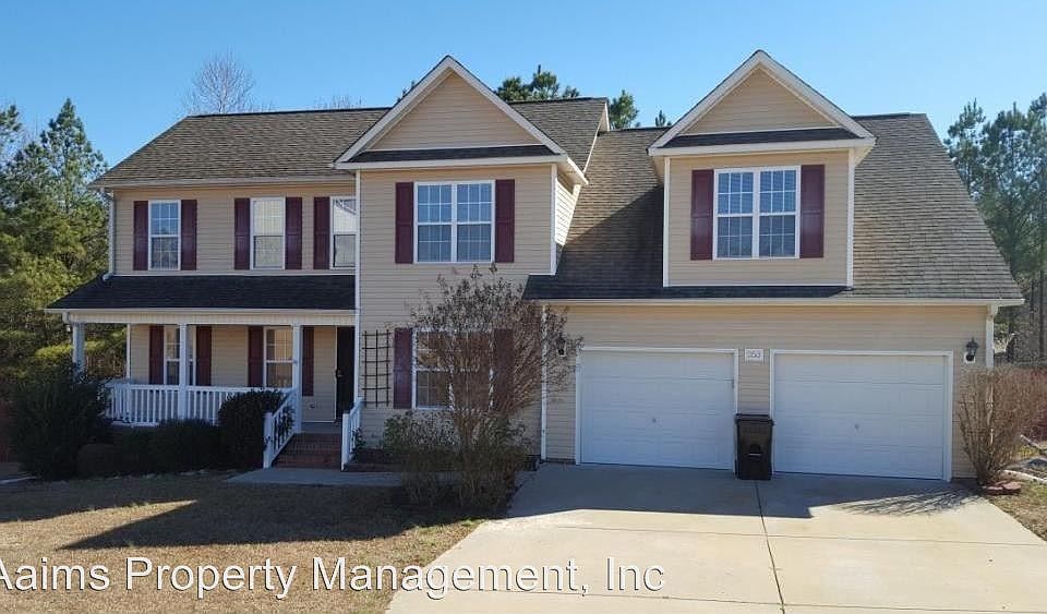 81 Checkmate Ct, Cameron, NC 28326