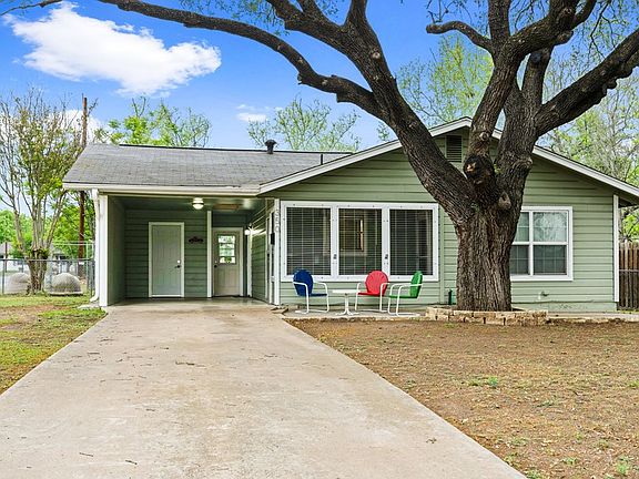 2nd image of 350 Bluebonnet Dr