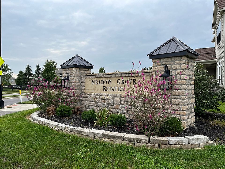 Meadow Grove Estates North by Rockford Homes in Grove City OH | Zillow