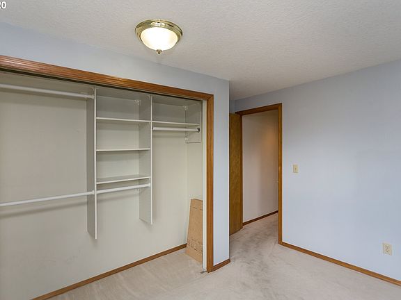 5th image of 3119 SE 153rd Ave