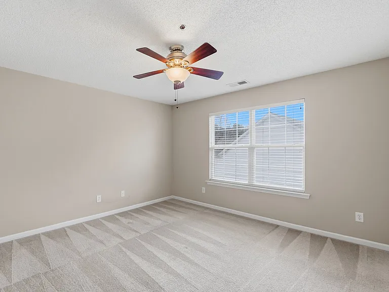 247 Cottonwood Creek Cir #1 — Photo 23