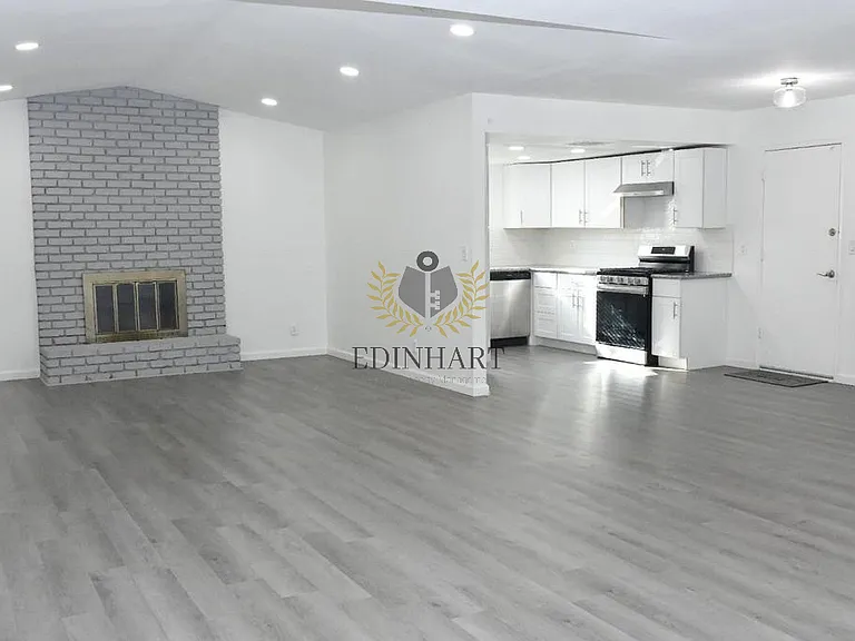 5276 E Inyo St — Photo 8