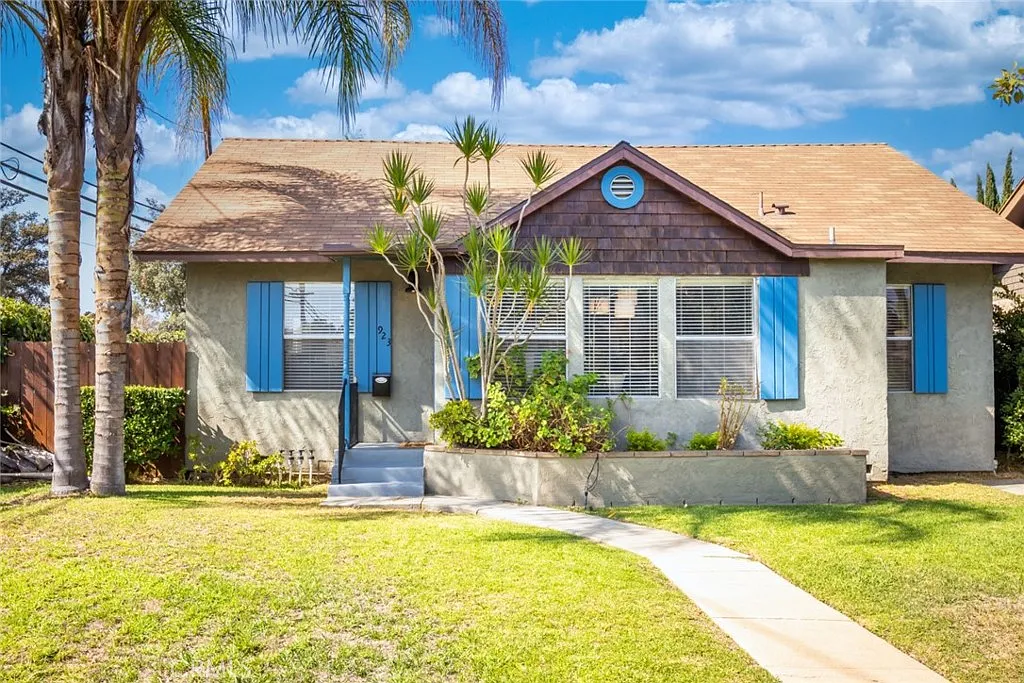 2 bed, 1062 sqft, $4,000 — Photo 1