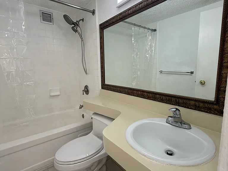 16450 NW 2nd Ave #311 — Photo 4