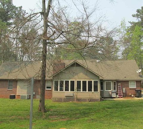 2nd image of 210 Highland Dr