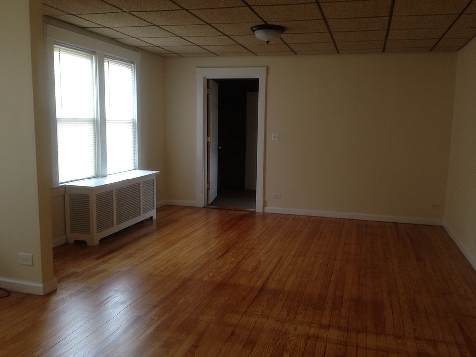 1st image of 37 Pleasant Plains Ave