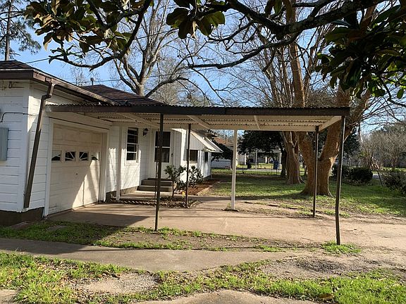 3rd image of 4101 Sycamore Ave